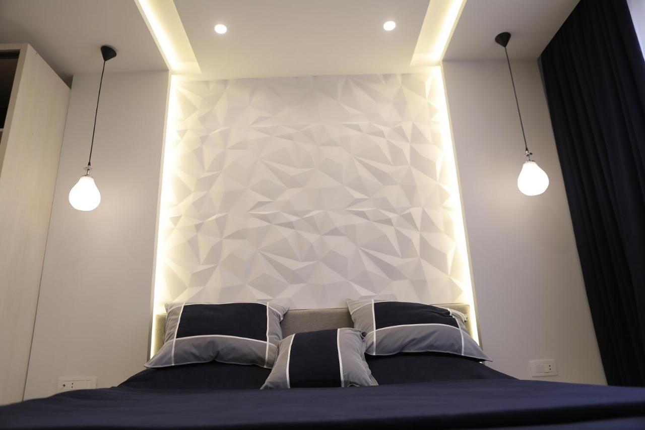 4Room Hotel エレバン エクステリア 写真